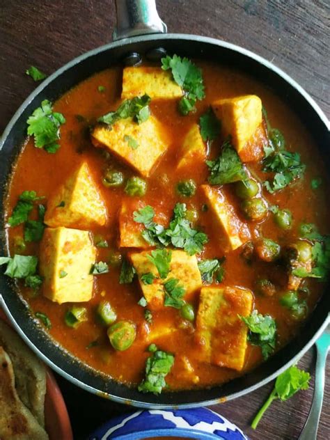 Matar Paneer | Green Peas & Paneer Curry - My Dainty Kitchen