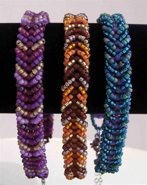 Herringbone bracelets with #8 seed beads | Seed bead tutorial, Beading tutorials, Beaded ...