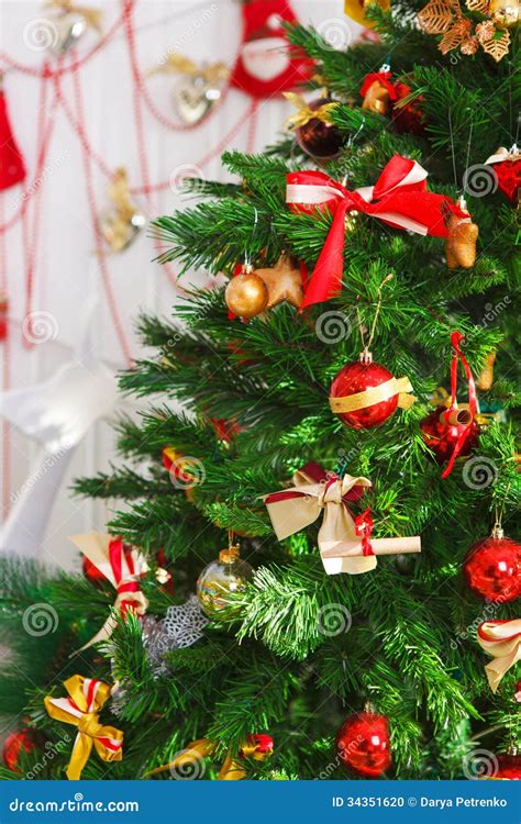 Christmas Scene with Christmas Tree Stock Photo - Image of evening, light: 34351620