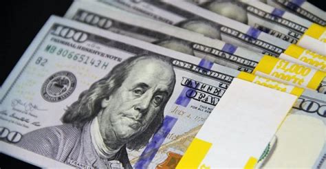 El dólar blue bajó $2 y el Central compró US$ 300 millones