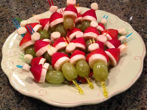 15 Fun Christmas Finger Foods for Everyone