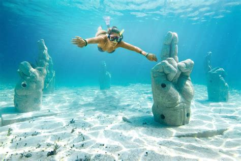 Tours de snorkeling en isla Mujeres - el farito y las musas - Chetumal Tours