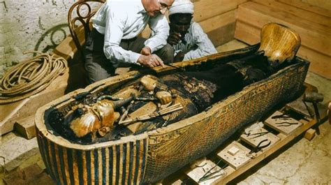 Top 10 things you might find in a Pharaoh's tomb – in pictures ...