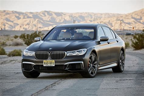 2018 BMW 7-Series M760i xDrive VIN Number Search - AutoDetective