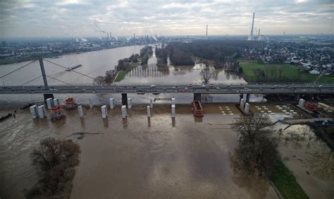 Köln: Erstes Rhein-Hochwasser 2020