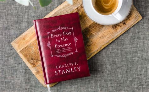 Every Day in His Presence: 365 Devotions (Devotionals from Charles F. Stanley): Stanley, Charles ...