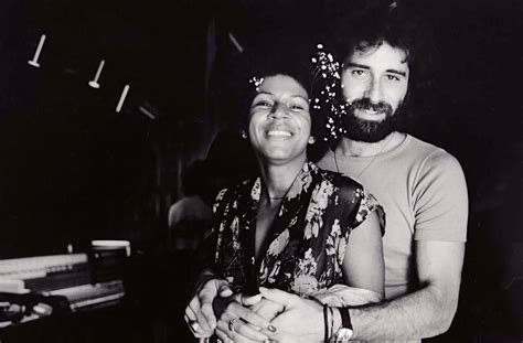 Minnie Riperton with husband and songwriter Richard Rudolph | Minnie riperton, Singer, Female ...