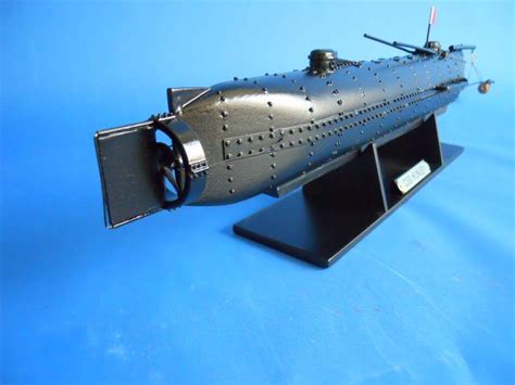 Buy H. L. Hunley Limited Civil Model Submarine 24in - Model Ships