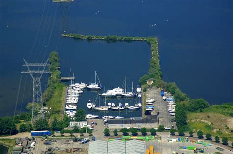 Watersport Centrum Harderwijk in Harderwijk, Netherlands - Marina Reviews - Phone Number ...