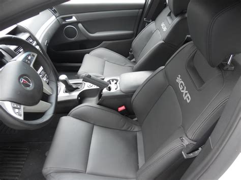 2009 Pontiac G8 - Interior Pictures - CarGurus