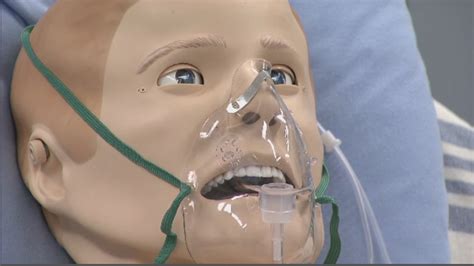 Wi-Fi-enabled mannequins used to train medical students in B.C. | CTV News