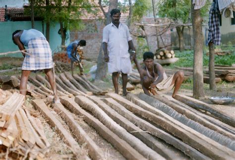 Big World Photo Blog: Carpenters in India