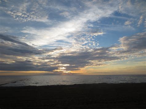 Book By Book: Saturday Snapshot 7/29: Lake Ontario Sunset