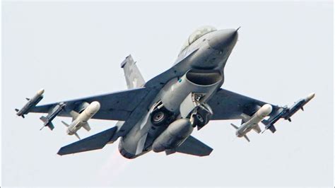 Asian Defence News1: Taiwanese F-16s Have Fired AIM-120 AMRAAM Missiles ...