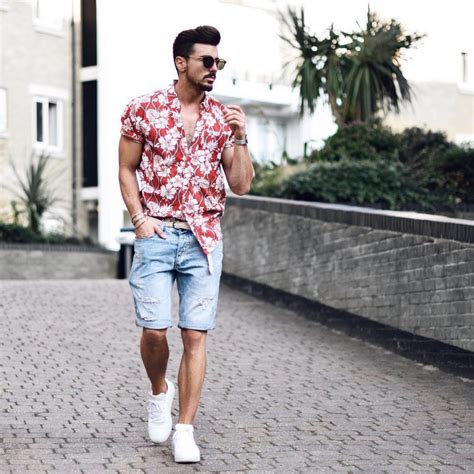 30 Summer Street Outfit Ideas for Men [with Images]