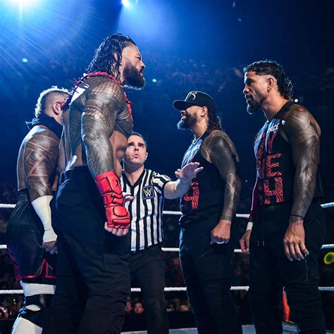 Wwe Roman Reigns And The Usos