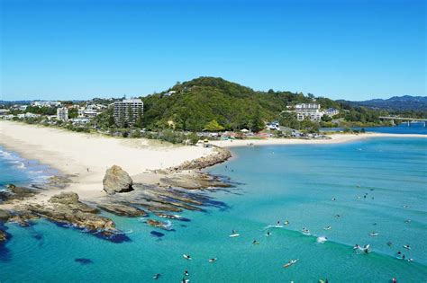 Exploring the Beauty of Currumbin Beach: A Paradise Worth Discovering!