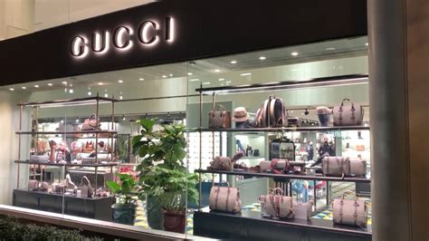 Vancouver crime: Would-be thief 'caught in the act' at Gucci store in downtown Vancouver, police ...