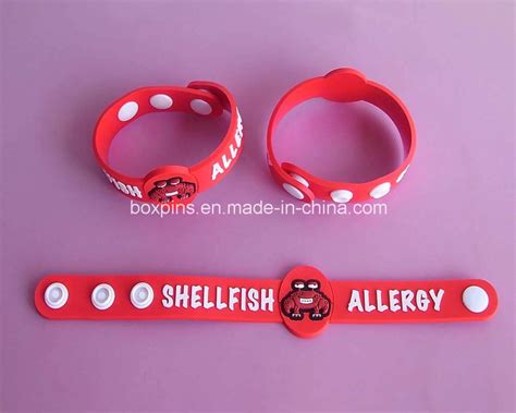 Share more than 175 shellfish allergy bracelet best - kidsdream.edu.vn