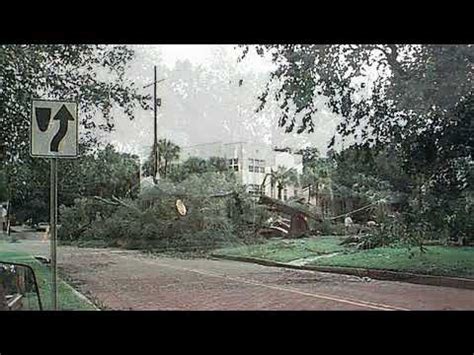 HURRICANE CHARLEY QUICKLY ALTERS TERRAIN THROUGHOUT ORLANDO FLORIDA ...