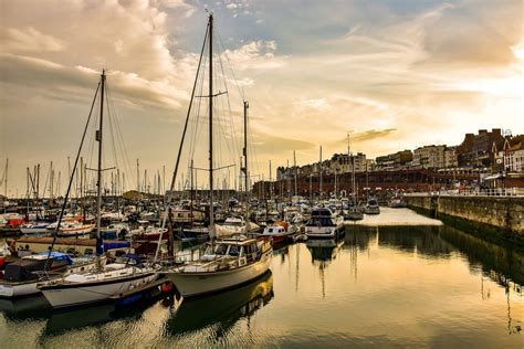 Sun going down at Ramsgate Marina ramsgate ramsgatemarina ramsgateharbour philbarnes nikond5500 ...