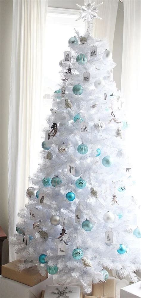 30 Creative White Christmas Tree Decorating Ideas