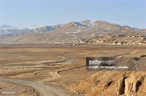 Afghanistan Desert Photos and Premium High Res Pictures - Getty Images