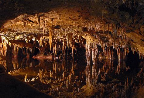luray cavern | Luray Caverns, originally called Luray Cave, … | Flickr