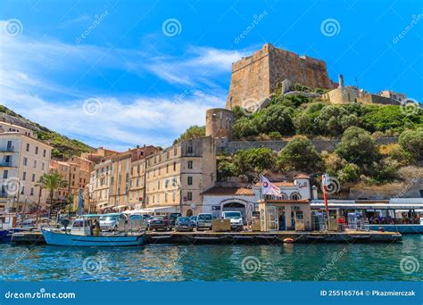 Bonifacio Port Corsica Island Jun 25 2015 : Embarcaciones Ancladas En ...