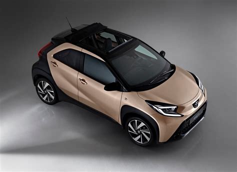 Nová Toyota Aygo X: Drobný crossover ostáva s trojvalcom - Auto SME