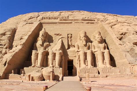 Temple de Ramsès II : Temples : Statues : Abou Simbel : Basse-Nubie ...