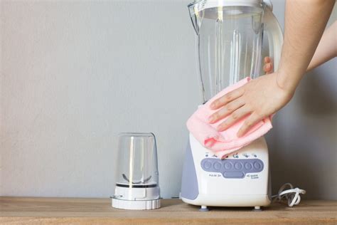 The Ultimate Blender Cleaning Guide (2021 Review) - My Kitchen Culture