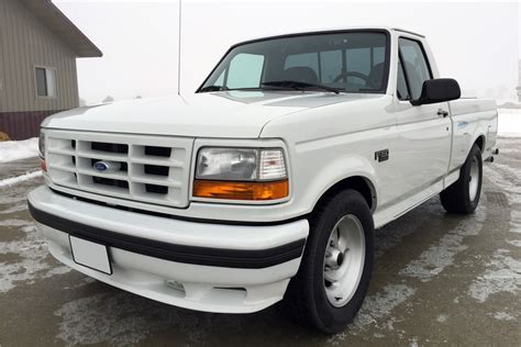 1995 FORD F-150 LIGHTNING PICKUP - Front 3/4 - 230207