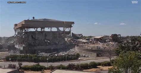 ARCO Arena comes down: "Goodbye old friend" - CBS Sacramento