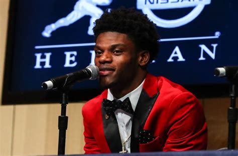 Lamar Jackson wins the 2016 Heisman Trophy | Lamar jackson, Heisman ...