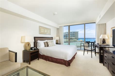 Trump International Hotel Waikiki Honolulu, Hawaii, US - Reservations.com