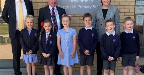 MP praises Castle Hill Primary School going 'strength-to-strength' in visit | Castle Hill ...