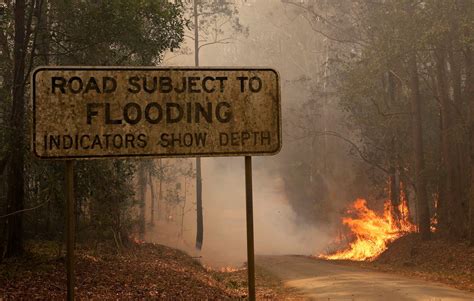 Australia bush fire crisis continues as dire conditions expected again ...