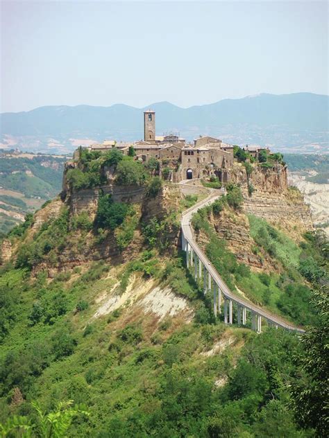 Civita di Bagnoregio by Svetlana Iso, Ghost town, Civita di Bagnoregio ...