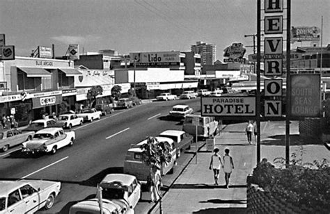 "1968" "Gold Coast Highway, Chevron Paradise Hotel, circa 1968" | Paradise hotel, Gold coast ...