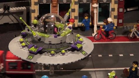 Lego UFO attack with Aliens and Monorail - YouTube