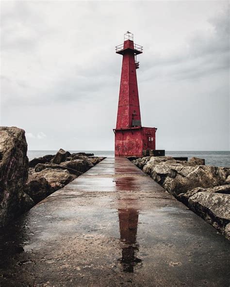 Breakwater Lighthouse Muskegon Michigan | Lighthouse pictures ...