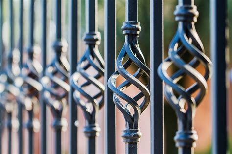 The Definition of Aluminum Railings and Their Uses - Culturaverde