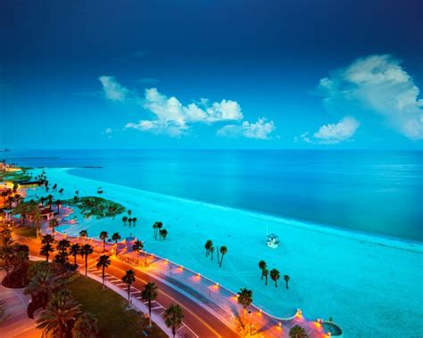 13 Best Clearwater Beach Oceanfront Hotels - HotelsCombined 13 Best ...