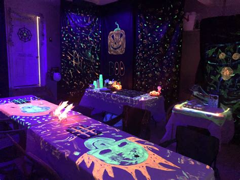 Black light party | Blacklight party, Creative, Decor