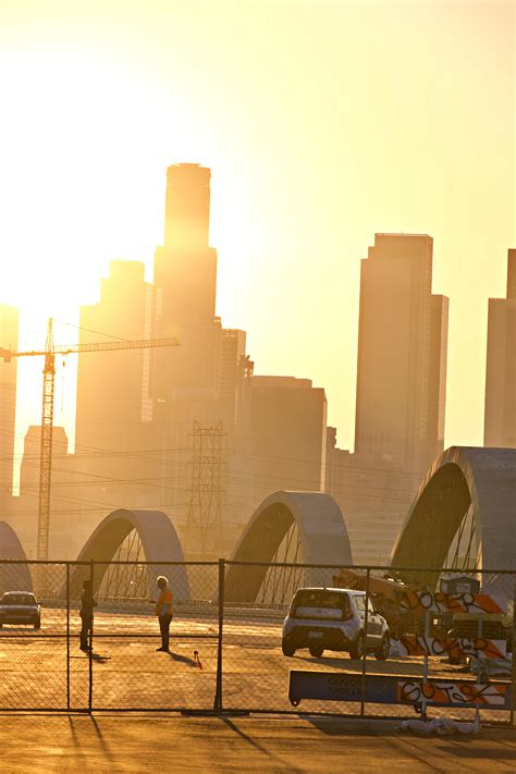 Beautiful sunset at 6th bridge : r/LosAngeles