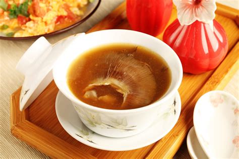 What is Shark Fin Soup? - American Oceans