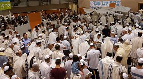 Some 68,000 secular and religious Israelis to pray together on Yom ...