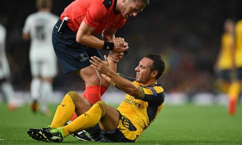 Santi Cazorla : A Story Of A True Warrior