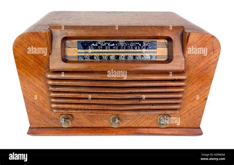 Antique vacuum tube radio in wood case. Isolated Stock Photo - Alamy